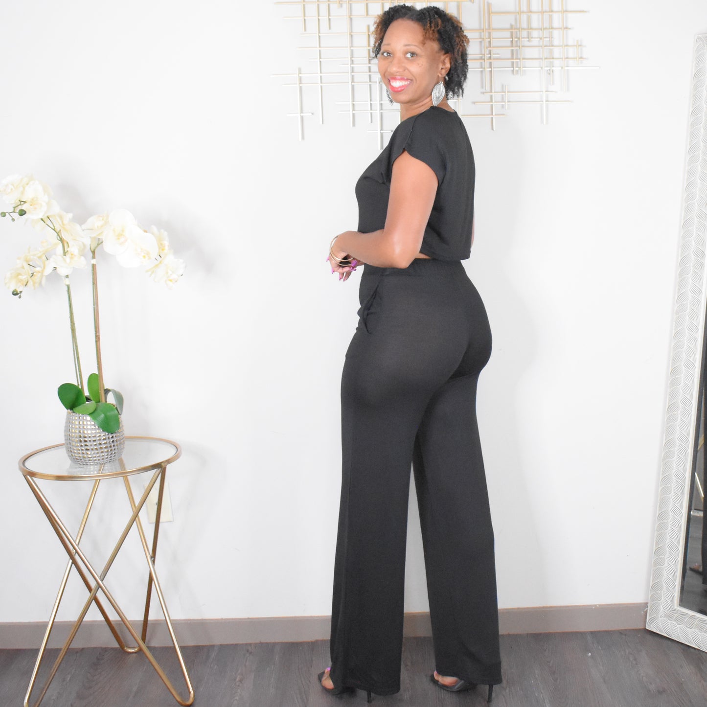 Finding Comfort | Crop Top & Wide Leg Pant Set - Black