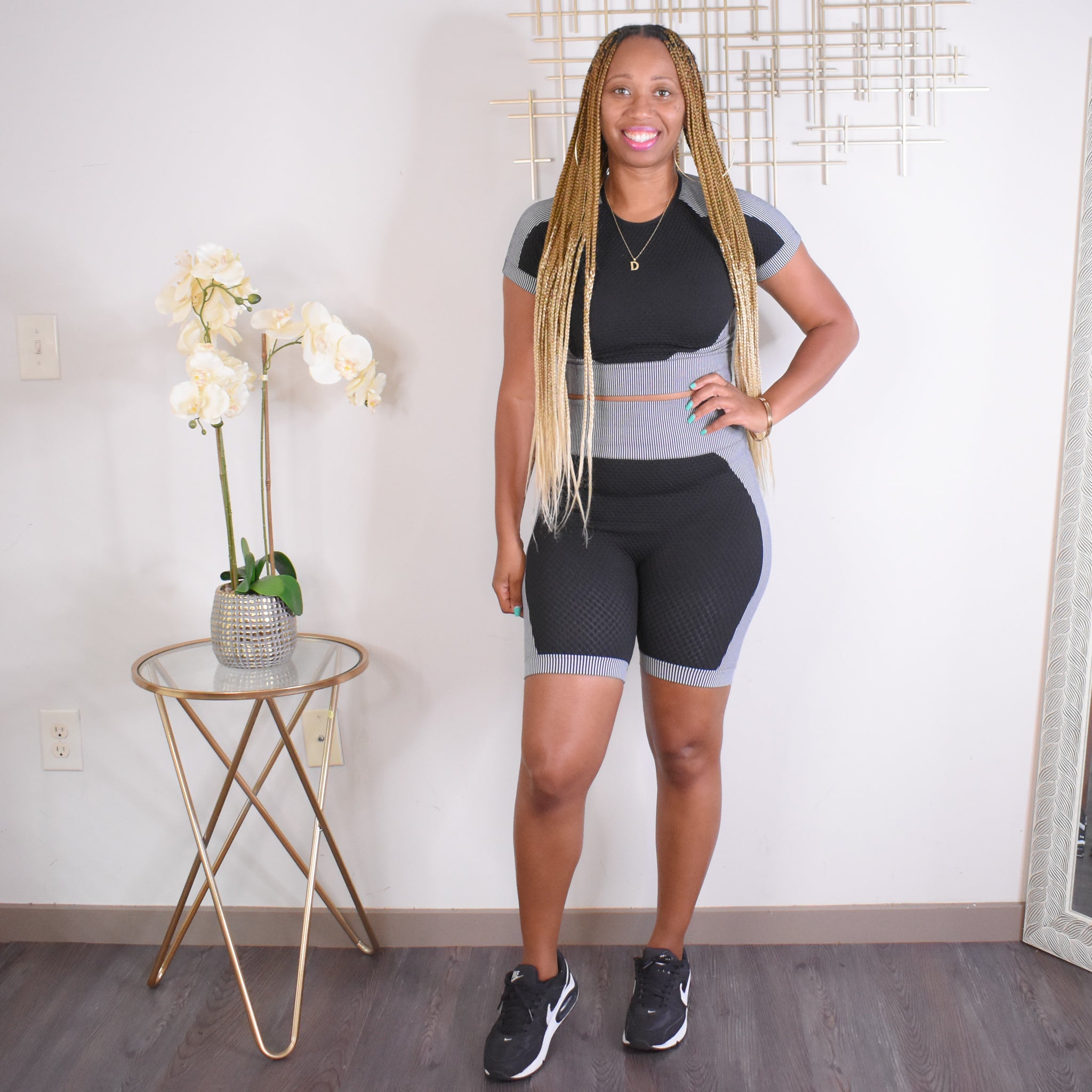 Shawty Active |  Crop Top & Short Activewear Set - Black/White